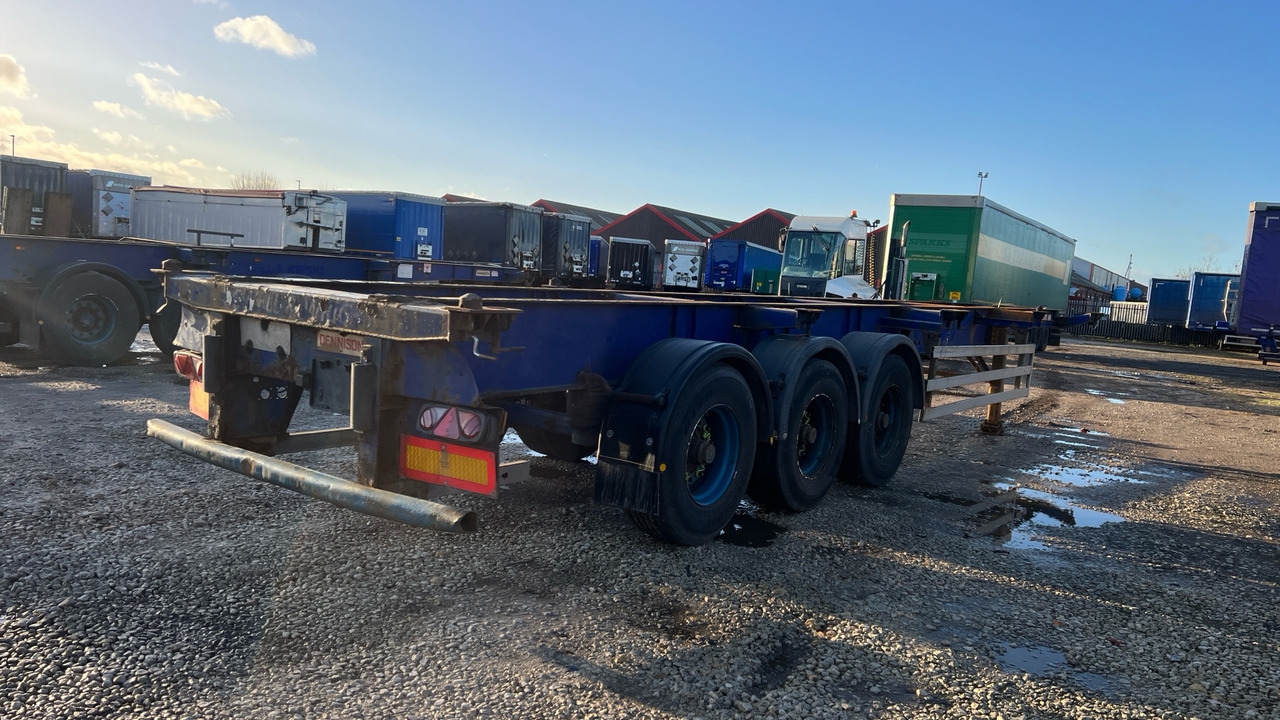 DENNISON SKELETAL - Τρέιλερ: φωτογραφία 5 DENNISON SKELETAL - Τρέιλερ: φωτογραφία 5