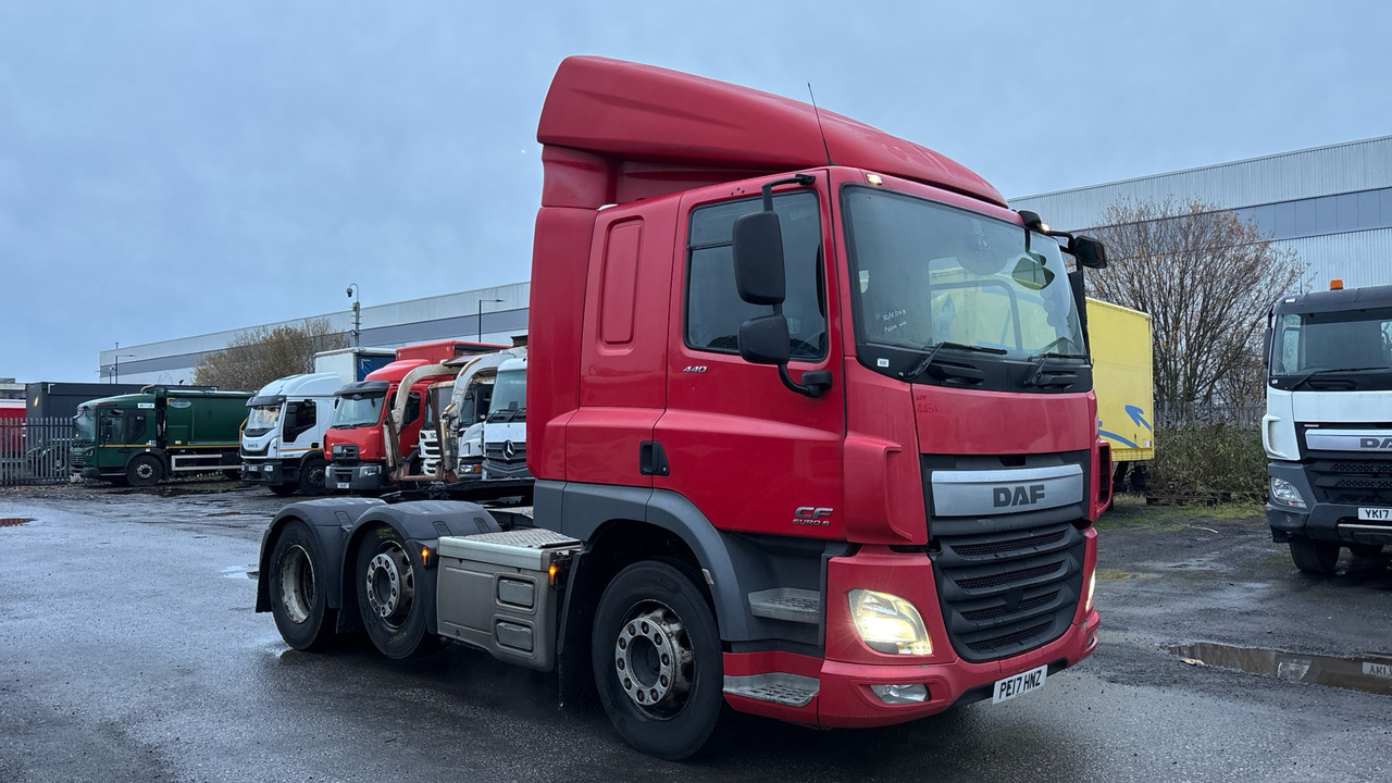 Daf CF - Τράκτορας: φωτογραφία 1 Daf CF - Τράκτορας: φωτογραφία 1