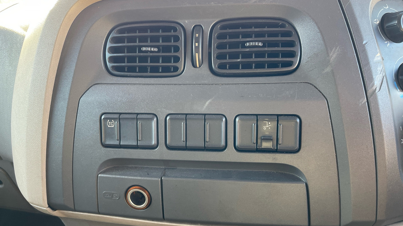 Φορτηγό κόφα Daf LF 150: φωτογραφία 17