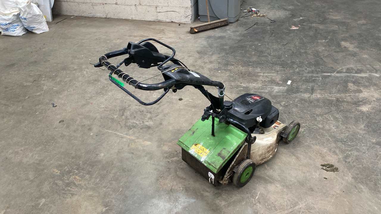 ETESIA PEDESTRIAN ROTARY MOWER - Χλοοκοπτικό: φωτογραφία 4 ETESIA PEDESTRIAN ROTARY MOWER - Χλοοκοπτικό: φωτογραφία 4
