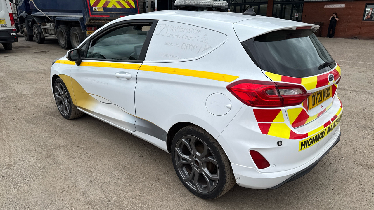 FORD FIESTA 1.0 MHEV Sport - Αυτοκίνητο: φωτογραφία 3 FORD FIESTA 1.0 MHEV Sport - Αυτοκίνητο: φωτογραφία 3