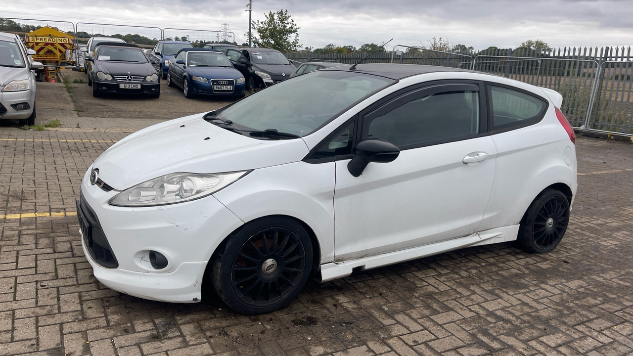 FORD FIESTA S 90 1.6 TDCI ZETEC - Hatchback: φωτογραφία 2 FORD FIESTA S 90 1.6 TDCI ZETEC - Hatchback: φωτογραφία 2