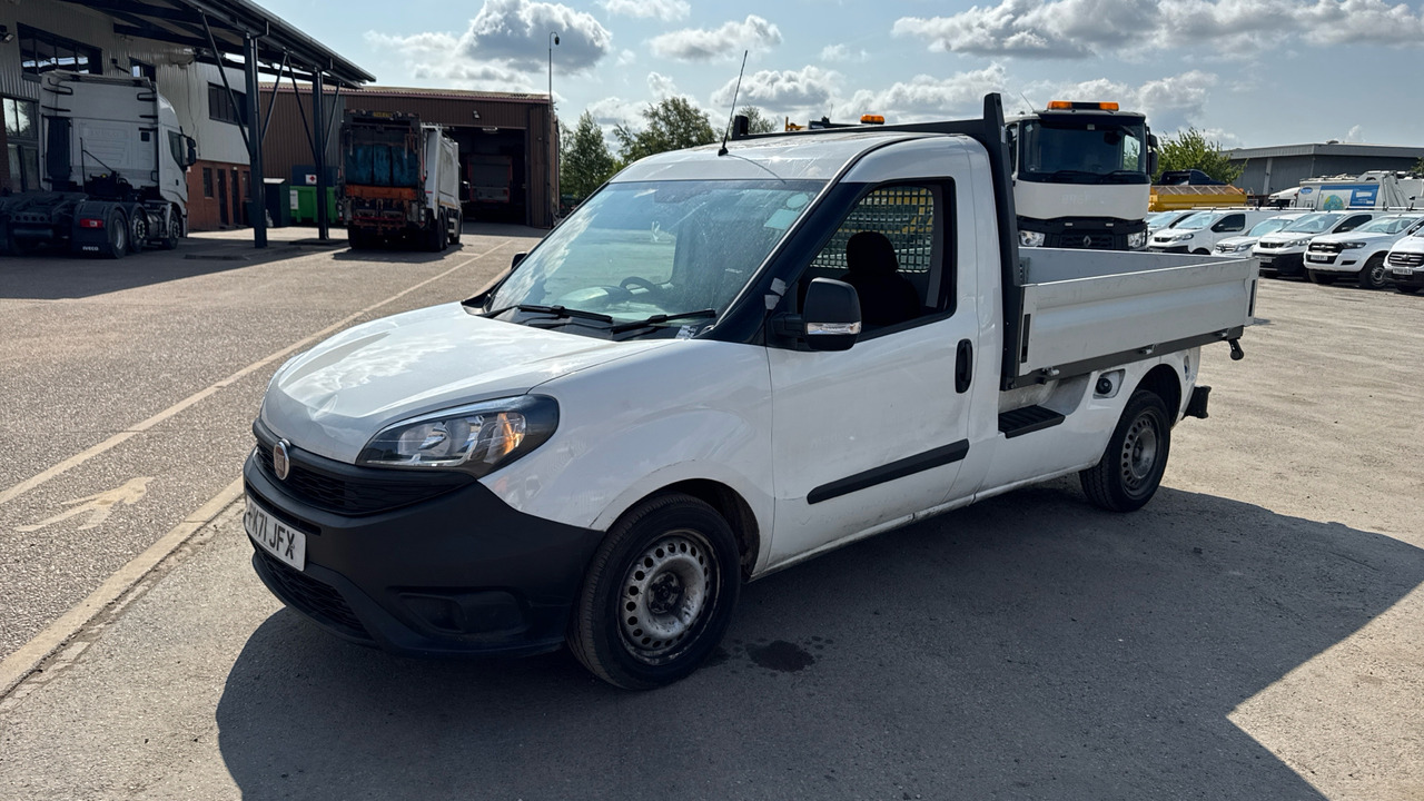Fiat Doblo Work Up 1.6 MULTIJET 16V - Μικρό φορτηγό με καρότσα: φωτογραφία 2 Fiat Doblo Work Up 1.6 MULTIJET 16V - Μικρό φορτηγό με καρότσα: φωτογραφία 2