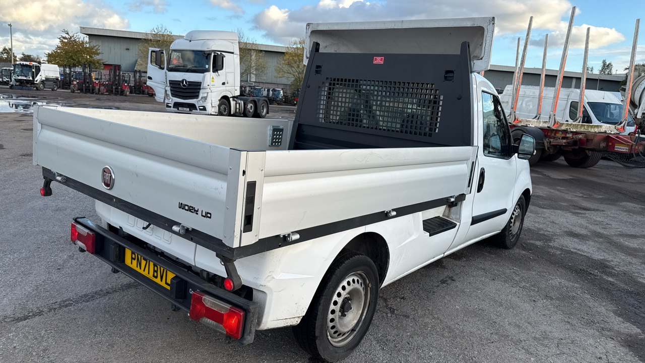 Fiat Doblo Work Up II 1.6 MULTIJET 16V - Μικρό φορτηγό με καρότσα: φωτογραφία 4 Fiat Doblo Work Up II 1.6 MULTIJET 16V - Μικρό φορτηγό με καρότσα: φωτογραφία 4