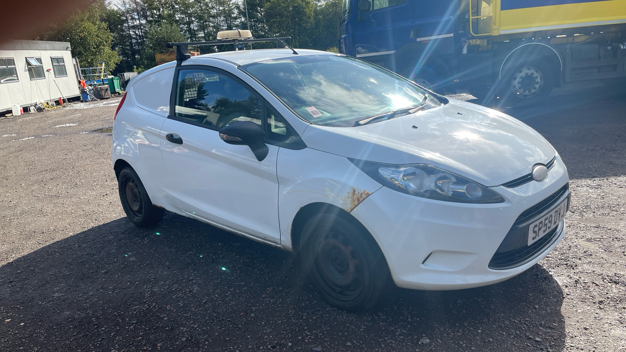 Ford Fiesta 1.4 TDCi 68PS - Αυτοκίνητο: φωτογραφία 1 Ford Fiesta 1.4 TDCi 68PS - Αυτοκίνητο: φωτογραφία 1