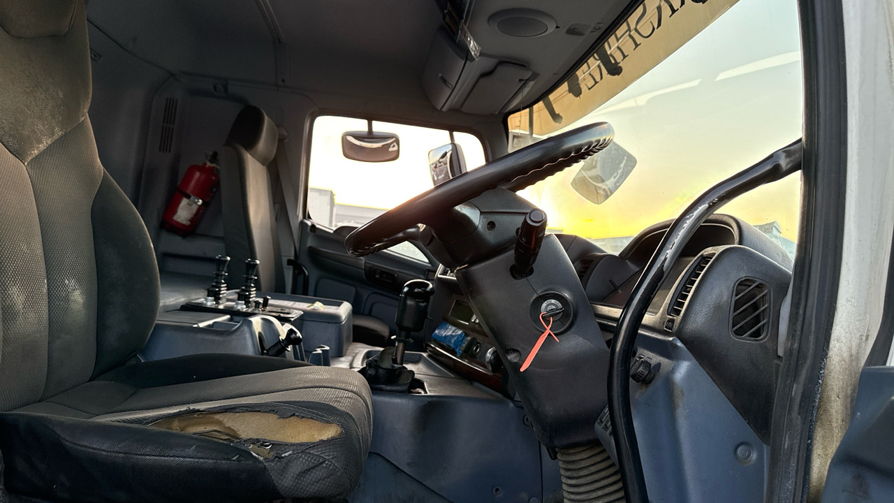 HINO 700 3241 - Φορτηγό φόρτωσης γάντζου: φωτογραφία 5 HINO 700 3241 - Φορτηγό φόρτωσης γάντζου: φωτογραφία 5