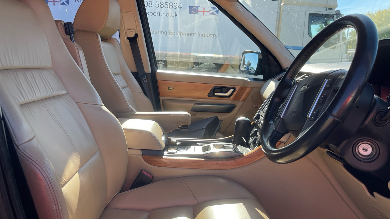 LAND ROVER RANGE ROVER SPORT 2.7 V6 HSE - Station wagon: φωτογραφία 5 LAND ROVER RANGE ROVER SPORT 2.7 V6 HSE - Station wagon: φωτογραφία 5