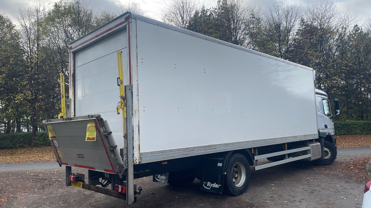MERCEDES-BENZ ACTROS 1824 - Φορτηγό κόφα: φωτογραφία 4 MERCEDES-BENZ ACTROS 1824 - Φορτηγό κόφα: φωτογραφία 4