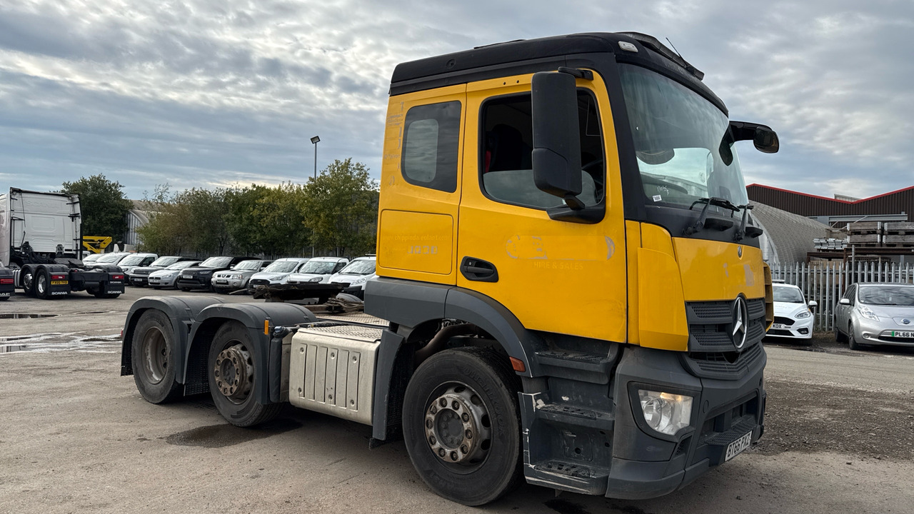 MERCEDES-BENZ ACTROS - Τράκτορας: φωτογραφία 1 MERCEDES-BENZ ACTROS - Τράκτορας: φωτογραφία 1