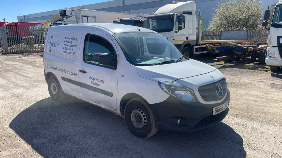 MERCEDES-BENZ CITAN 109 CDI - Βαν: φωτογραφία 1 MERCEDES-BENZ CITAN 109 CDI - Βαν: φωτογραφία 1