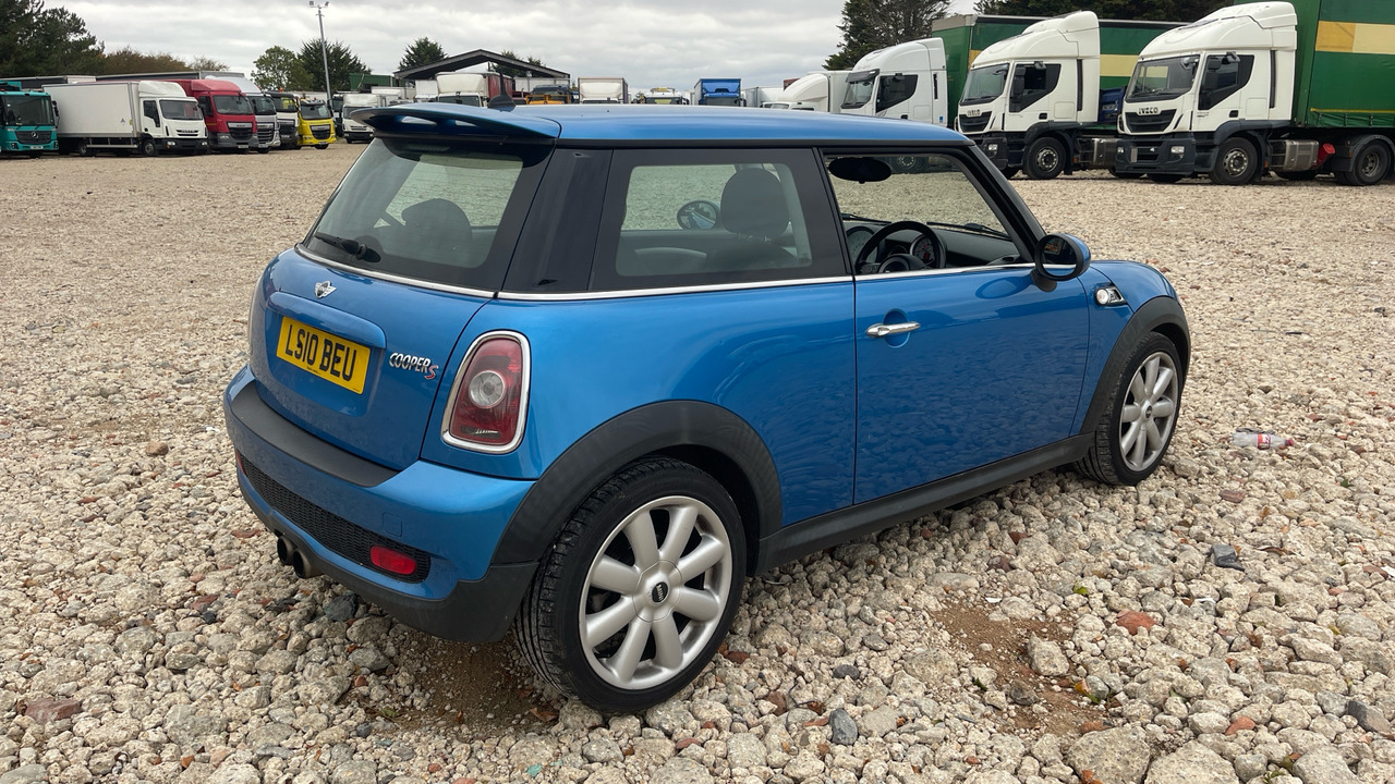 MINI COOPER S 1.6 - Hatchback: φωτογραφία 4 MINI COOPER S 1.6 - Hatchback: φωτογραφία 4