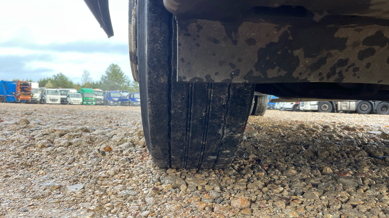 Φορτηγό μουσαμάς Mercedes-Benz Actros 1824: φωτογραφία 18 Φορτηγό μουσαμάς Mercedes-Benz Actros 1824: φωτογραφία 18