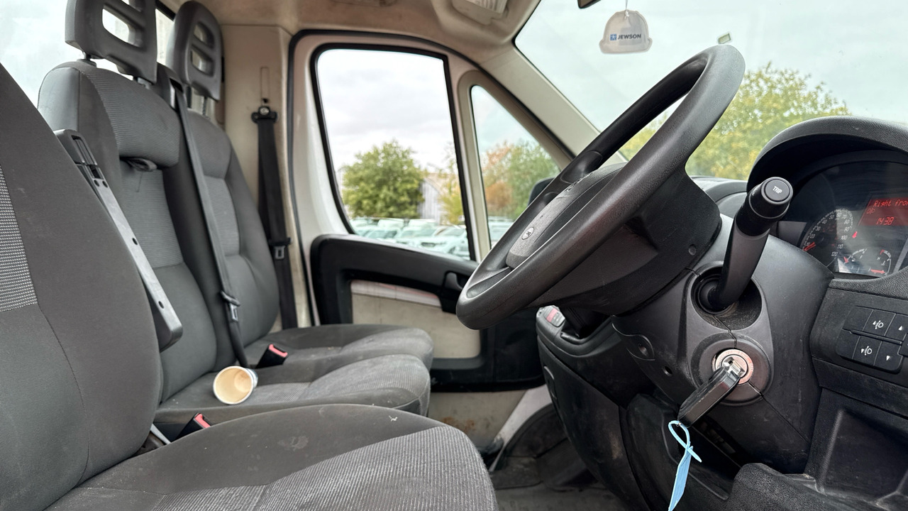PEUGEOT BOXER 335 2.2 HDI 130PS - Μικρό φορτηγό με καρότσα: φωτογραφία 5 PEUGEOT BOXER 335 2.2 HDI 130PS - Μικρό φορτηγό με καρότσα: φωτογραφία 5