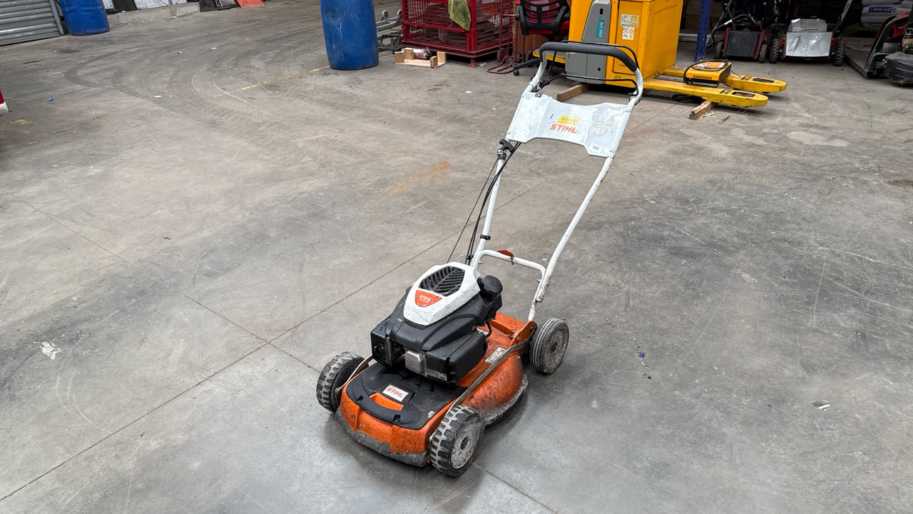 STIHL RM4 RTP - Χλοοκοπτικό: φωτογραφία 3 STIHL RM4 RTP - Χλοοκοπτικό: φωτογραφία 3