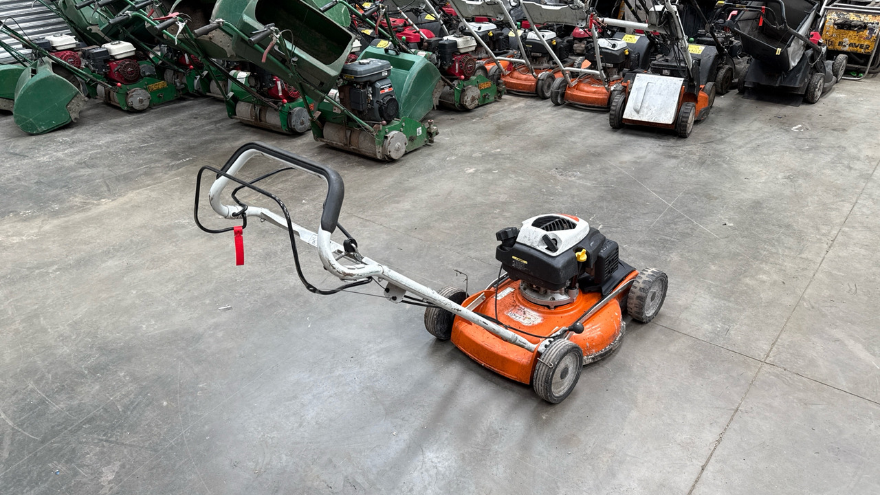 STIHL RM4 RTP - Χλοοκοπτικό: φωτογραφία 4 STIHL RM4 RTP - Χλοοκοπτικό: φωτογραφία 4