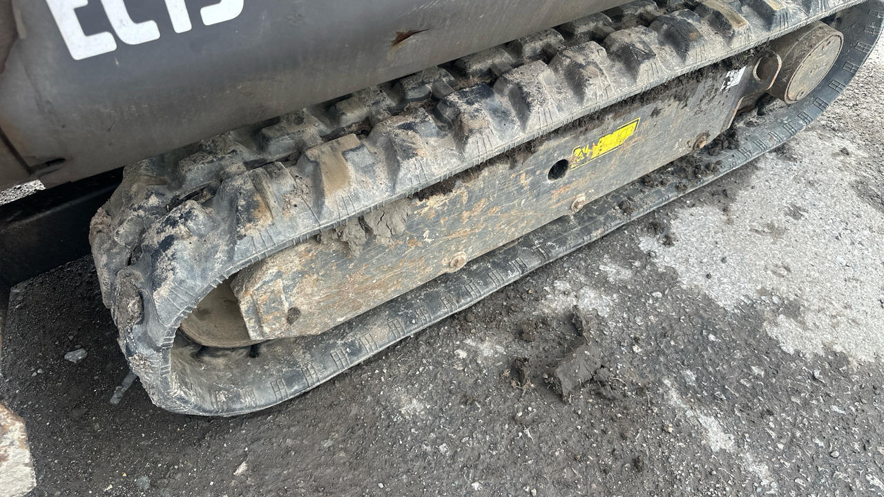 VOLVO EC15D - Μίνι εκσκαφέας: φωτογραφία 5 VOLVO EC15D - Μίνι εκσκαφέας: φωτογραφία 5