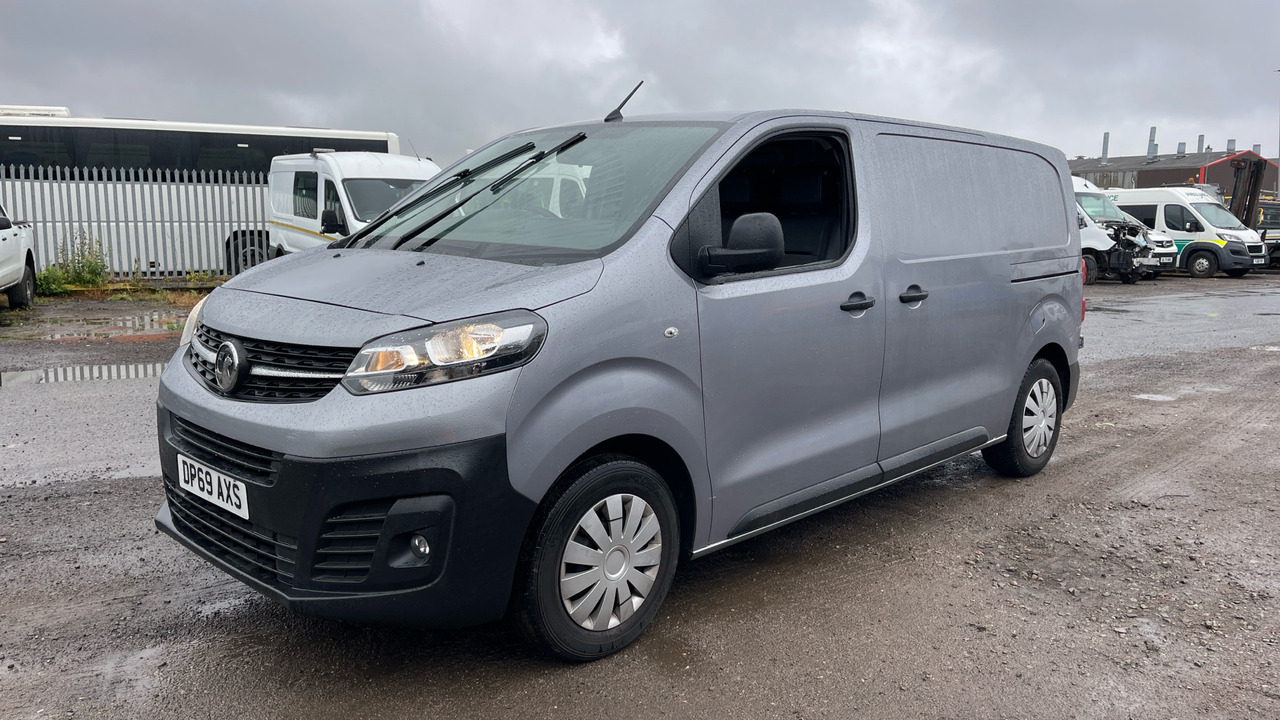 Vauxhall Vivaro 2700 1.5d 120PS H1 Dynamic - Μικρό βαν: φωτογραφία 2 Vauxhall Vivaro 2700 1.5d 120PS H1 Dynamic - Μικρό βαν: φωτογραφία 2