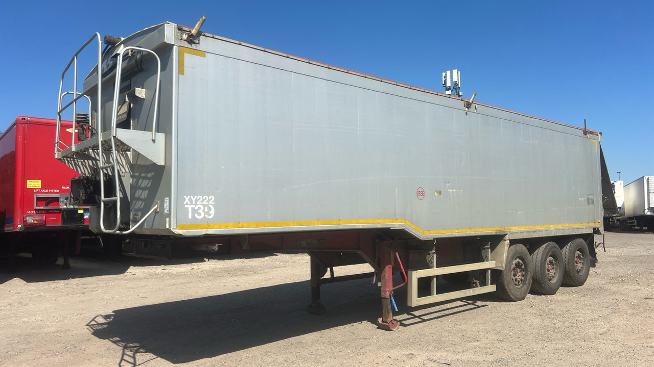 WILCOX TIPPER - Τρέιλερ: φωτογραφία 3 WILCOX TIPPER - Τρέιλερ: φωτογραφία 3