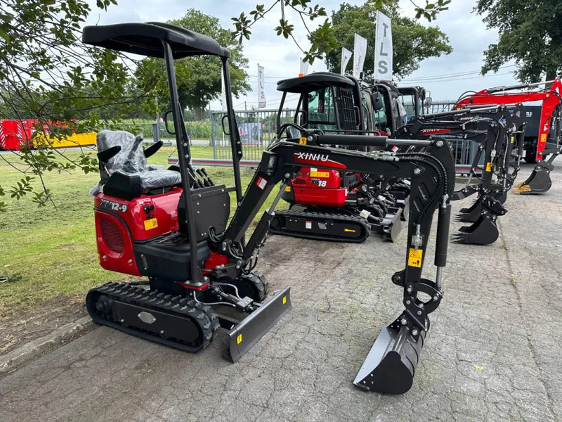 Rhino Rhinoceros XN12-9 - Μίνι εκσκαφέας: φωτογραφία 2 Rhino Rhinoceros XN12-9 - Μίνι εκσκαφέας: φωτογραφία 2