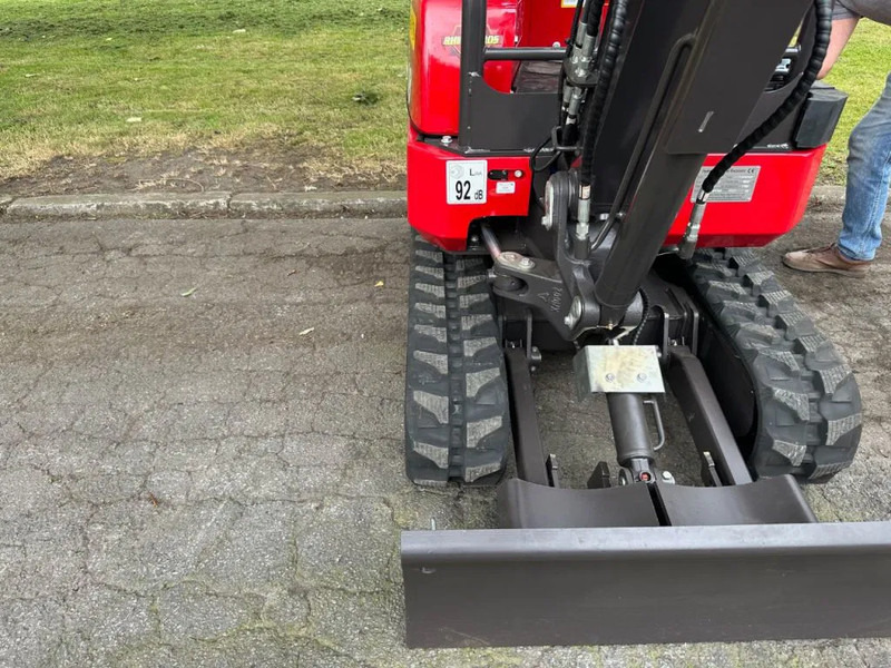 Rhino Rhinoceros XN18 - Μίνι εκσκαφέας: φωτογραφία 4 Rhino Rhinoceros XN18 - Μίνι εκσκαφέας: φωτογραφία 4