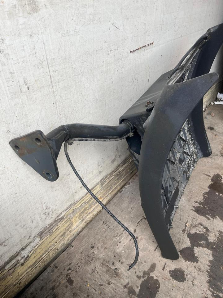 IVECO Stralis 450 Kotflügel vorne links 41299389 / 41299388 - Fender για Φορτηγό: φωτογραφία 4 IVECO Stralis 450 Kotflügel vorne links 41299389 / 41299388 - Fender για Φορτηγό: φωτογραφία 4