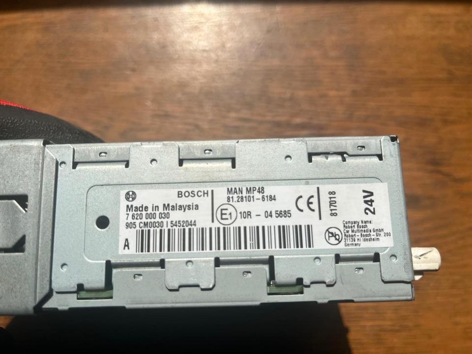 MAN Bosch Multimedia Radio 24V 81.28101-6184 - Σύστημα πλοήγησης για Φορτηγό: φωτογραφία 2 MAN Bosch Multimedia Radio 24V 81.28101-6184 - Σύστημα πλοήγησης για Φορτηγό: φωτογραφία 2
