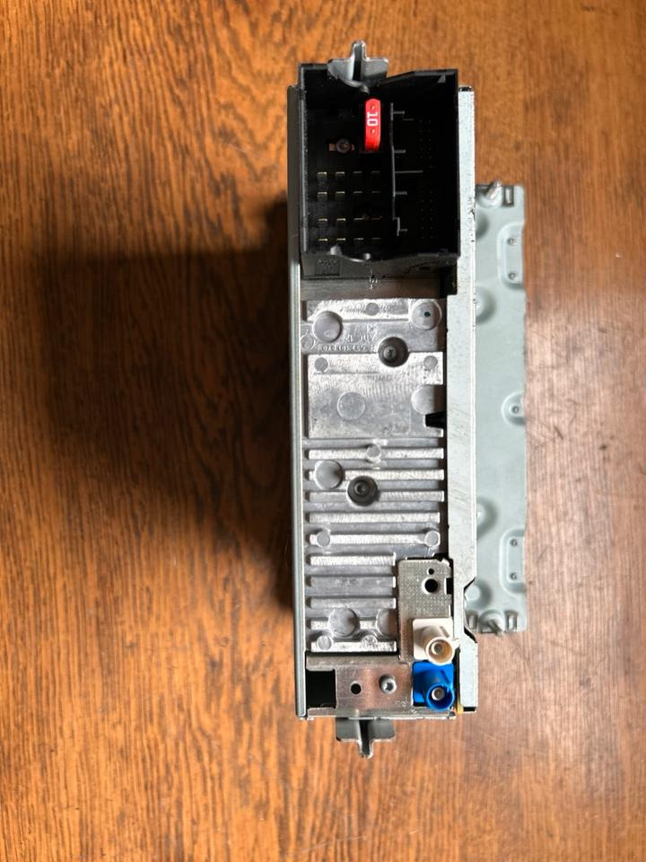 MAN Radio/Navigationssystem TGM BOSCH 81.28100-6017 - Σύστημα πλοήγησης για Φορτηγό: φωτογραφία 4 MAN Radio/Navigationssystem TGM BOSCH 81.28100-6017 - Σύστημα πλοήγησης για Φορτηγό: φωτογραφία 4