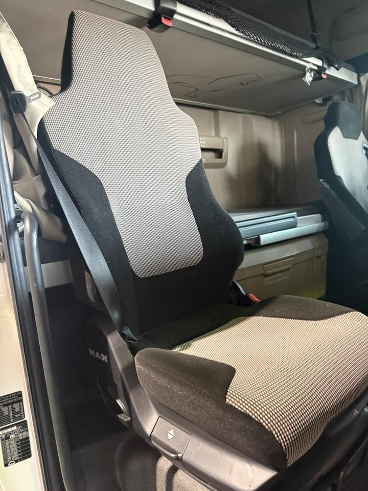 MAN TGX EU6 Beifahrersitz mit Luft - Kάθισμα για Φορτηγό: φωτογραφία 1 MAN TGX EU6 Beifahrersitz mit Luft - Kάθισμα για Φορτηγό: φωτογραφία 1