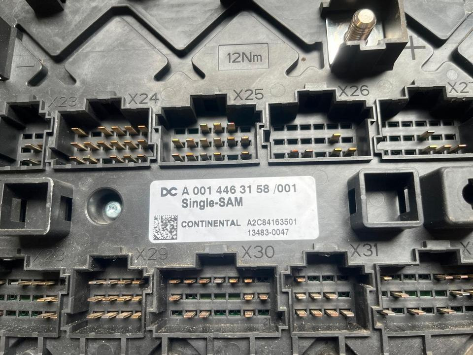Mercedes Actros MP4 Continental Sicherungskasten A0014463158 - Ηλεκτρική ασφάλεια για Φορτηγό: φωτογραφία 2 Mercedes Actros MP4 Continental Sicherungskasten A0014463158 - Ηλεκτρική ασφάλεια για Φορτηγό: φωτογραφία 2