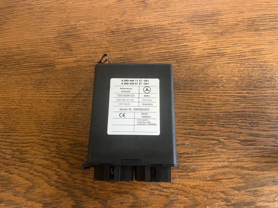 Mercedes Actros MP4 Reifendruck-Kontrolle Steuergerät A0004461137 - Ηλεκτρονική μονάδα ελέγχου για Φορτηγό: φωτογραφία 2 Mercedes Actros MP4 Reifendruck-Kontrolle Steuergerät A0004461137 - Ηλεκτρονική μονάδα ελέγχου για Φορτηγό: φωτογραφία 2