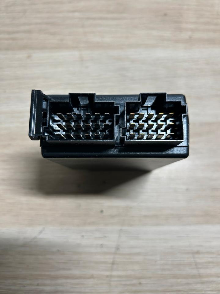 Mercedes Atego 4 EU 6 Video Radar Steuergerät A0004464151 - Ηλεκτρικό σύστημα για Φορτηγό: φωτογραφία 3 Mercedes Atego 4 EU 6 Video Radar Steuergerät A0004464151 - Ηλεκτρικό σύστημα για Φορτηγό: φωτογραφία 3