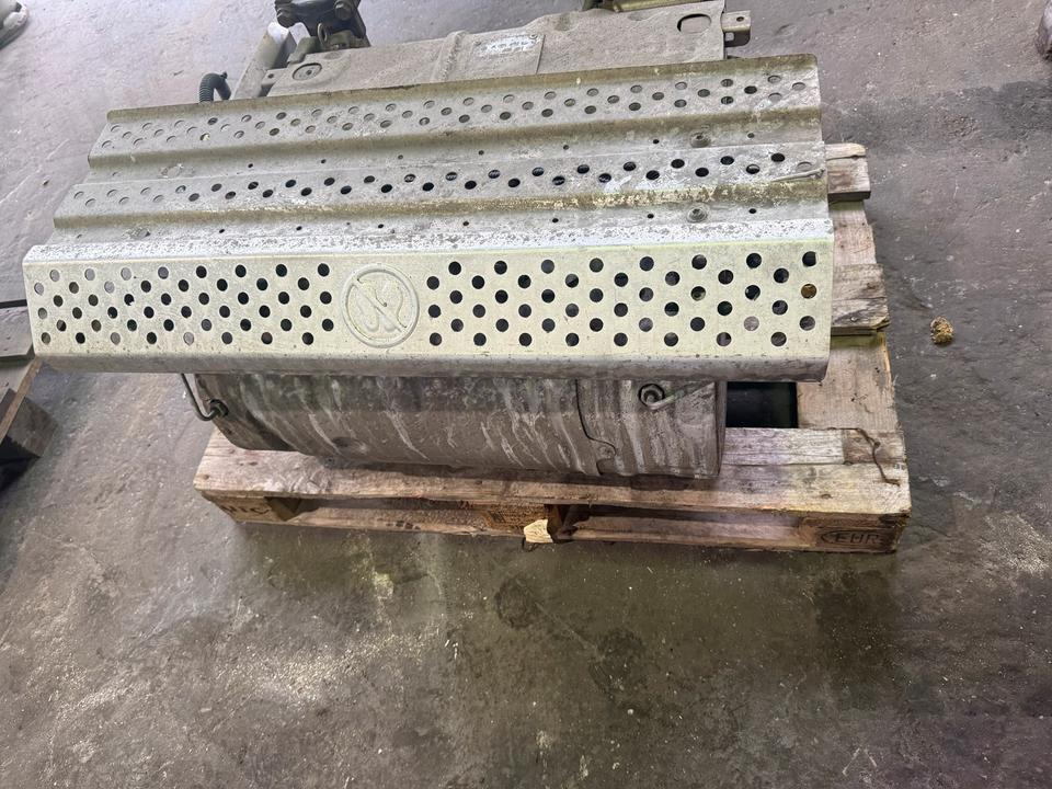 Mercedes Atego 4 EU6 Auspuff Katalysator A0054906912 - Καταλυτικός μετατροπέας για Φορτηγό: φωτογραφία 2 Mercedes Atego 4 EU6 Auspuff Katalysator A0054906912 - Καταλυτικός μετατροπέας για Φορτηγό: φωτογραφία 2