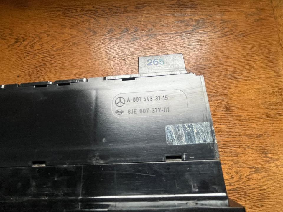 Mercedes Atego Sicherungskasten (Zentralelektrik) A0015433115 - Ηλεκτρική ασφάλεια για Φορτηγό: φωτογραφία 2 Mercedes Atego Sicherungskasten (Zentralelektrik) A0015433115 - Ηλεκτρική ασφάλεια για Φορτηγό: φωτογραφία 2