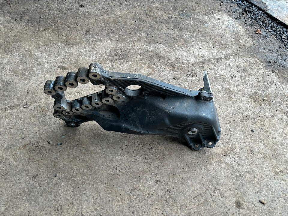 Mercedes-Benz Actros MP4 Federbock Links A9603223901 - Ανάρτηση για Φορτηγό: φωτογραφία 2 Mercedes-Benz Actros MP4 Federbock Links A9603223901 - Ανάρτηση για Φορτηγό: φωτογραφία 2