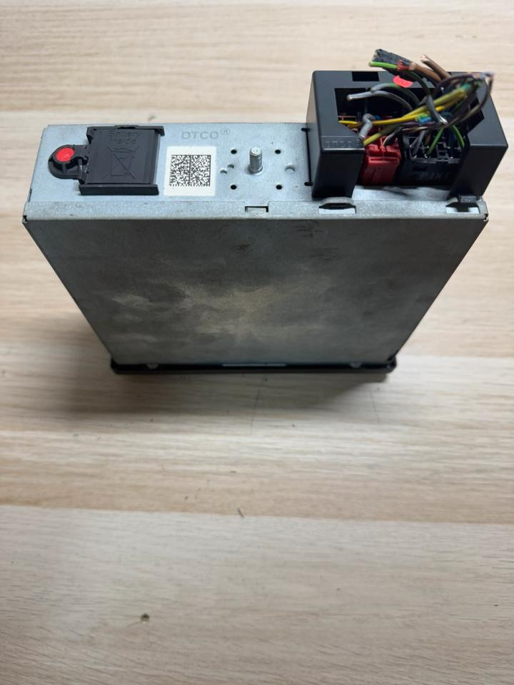 Mercedes Benz Actros MP4 VDO Tachograph A0014469033 - Ταχογράφος: φωτογραφία 3 Mercedes Benz Actros MP4 VDO Tachograph A0014469033 - Ταχογράφος: φωτογραφία 3