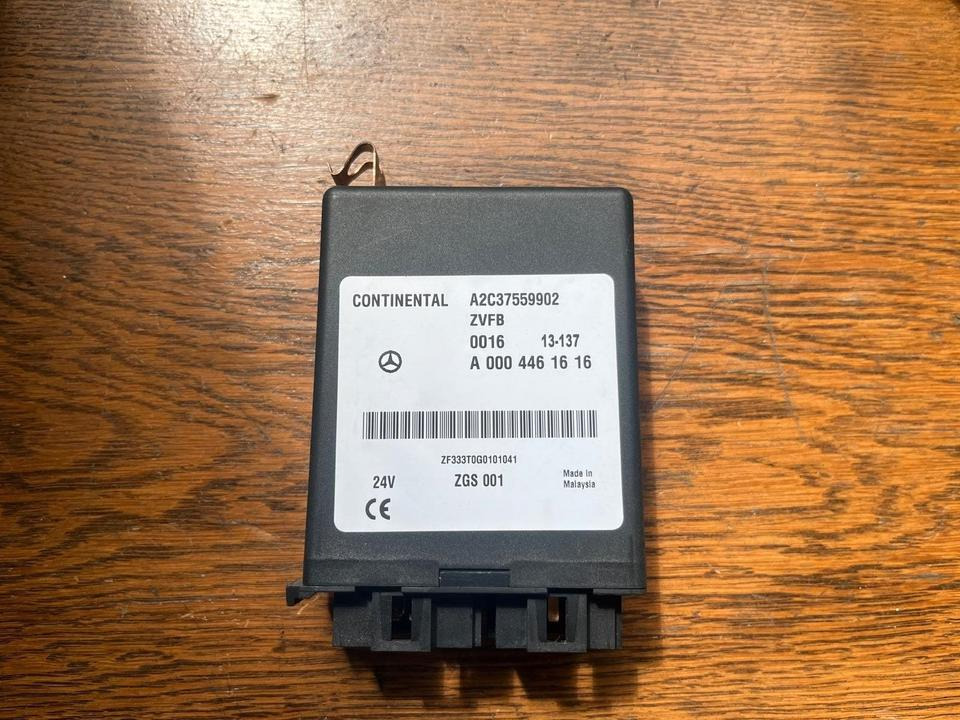 Mercedes Continental ZVFB Steuergerät A0004461616 - Ηλεκτρονική μονάδα ελέγχου για Φορτηγό: φωτογραφία 1 Mercedes Continental ZVFB Steuergerät A0004461616 - Ηλεκτρονική μονάδα ελέγχου για Φορτηγό: φωτογραφία 1