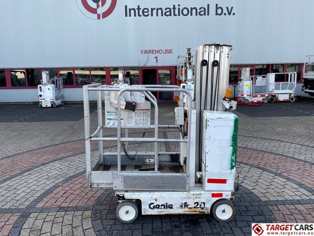 Genie GR-20 RunAbout Electric Vertical Mast Lift 802cm - Κάθετος ανελκυστήρας με κατάρτι: φωτογραφία 5 Genie GR-20 RunAbout Electric Vertical Mast Lift 802cm - Κάθετος ανελκυστήρας με κατάρτι: φωτογραφία 5