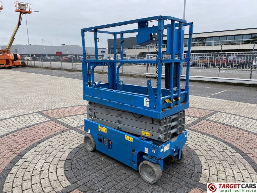 Genie GS-1932 Electric Scissor Work Lift 779cm - Ψαλιδωτό ανυψωτικό: φωτογραφία 2 Genie GS-1932 Electric Scissor Work Lift 779cm - Ψαλιδωτό ανυψωτικό: φωτογραφία 2