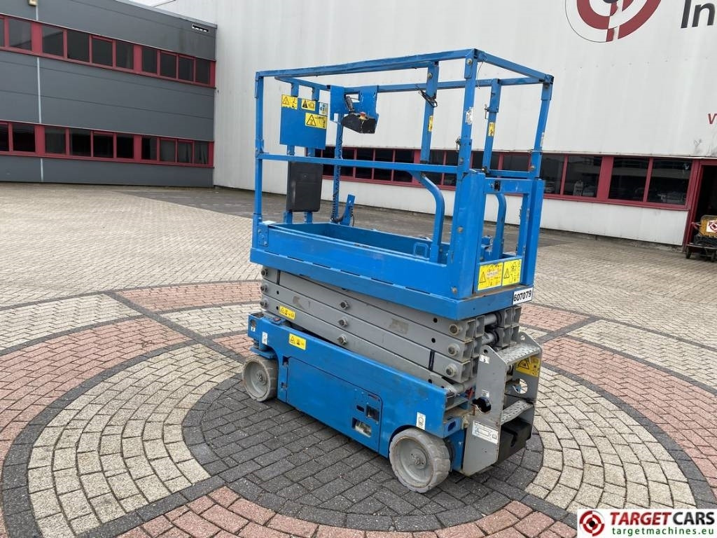 Genie GS-1932 Electric Scissor Work Lift 779cm - Ψαλιδωτό ανυψωτικό: φωτογραφία 4 Genie GS-1932 Electric Scissor Work Lift 779cm - Ψαλιδωτό ανυψωτικό: φωτογραφία 4
