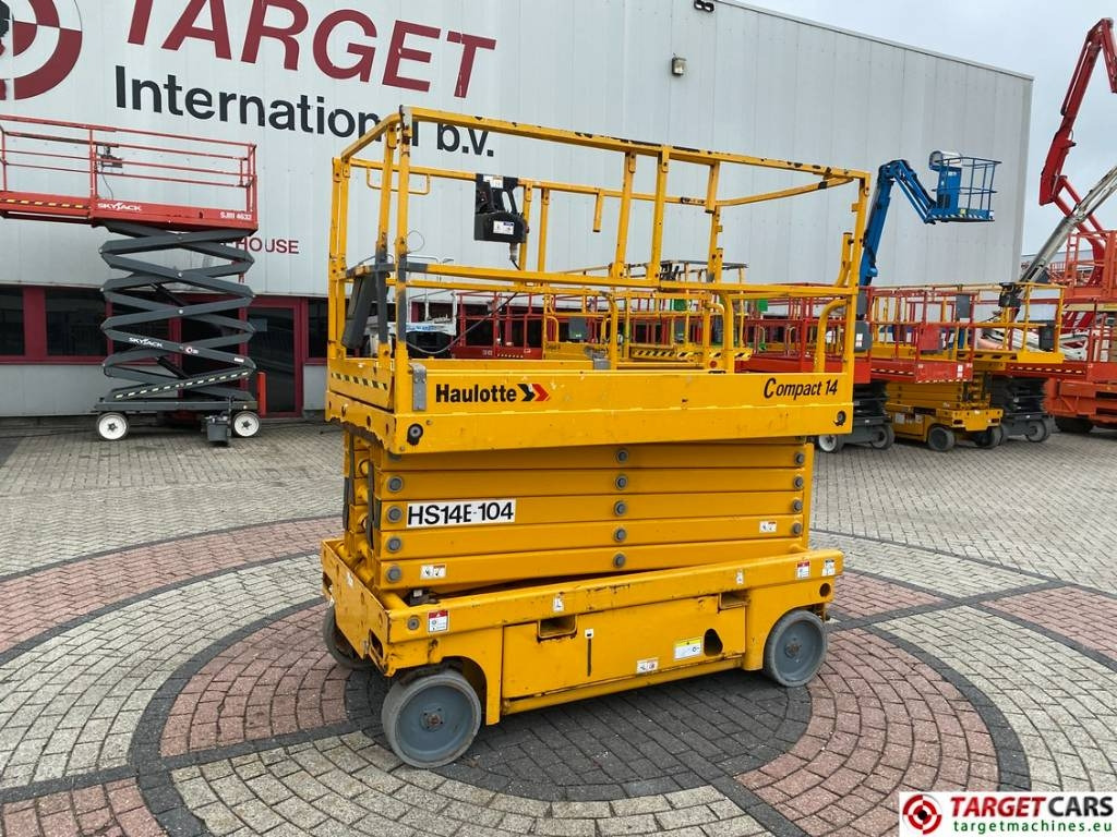 Haulotte Compact 14 Electric Scissor Work lift 1385cm - Ψαλιδωτό ανυψωτικό: φωτογραφία 1 Haulotte Compact 14 Electric Scissor Work lift 1385cm - Ψαλιδωτό ανυψωτικό: φωτογραφία 1