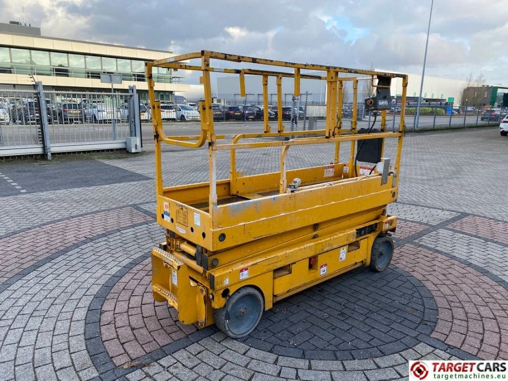 Haulotte Compact 8 Elecftric Scissor Work Lift 818cm - Ψαλιδωτό ανυψωτικό: φωτογραφία 3 Haulotte Compact 8 Elecftric Scissor Work Lift 818cm - Ψαλιδωτό ανυψωτικό: φωτογραφία 3