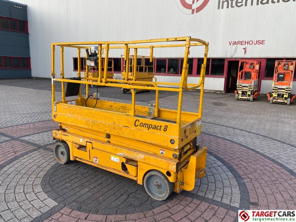 Haulotte Compact 8 Electric Scissor Work Lift 818cm - Ψαλιδωτό ανυψωτικό: φωτογραφία 4 Haulotte Compact 8 Electric Scissor Work Lift 818cm - Ψαλιδωτό ανυψωτικό: φωτογραφία 4