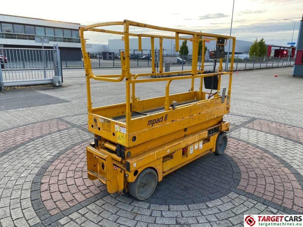 Haulotte Compact 8 Electric Scissor Work Lift 818cm - Ψαλιδωτό ανυψωτικό: φωτογραφία 3 Haulotte Compact 8 Electric Scissor Work Lift 818cm - Ψαλιδωτό ανυψωτικό: φωτογραφία 3