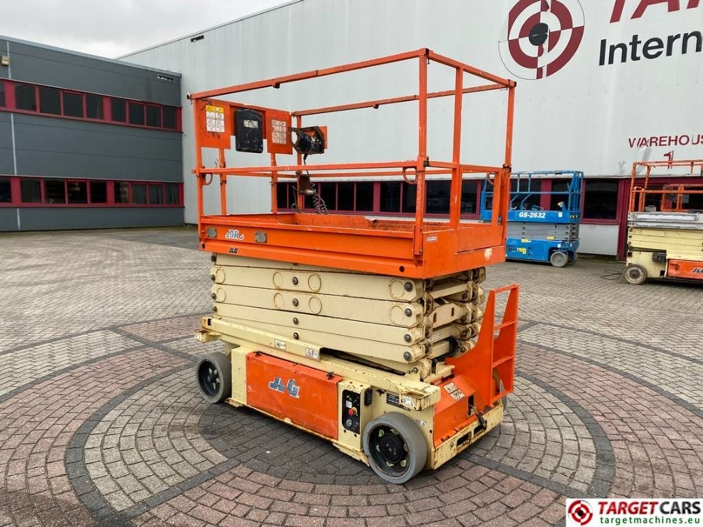 JLG 10RS Electric Scissor Work Lift 1175cm - Ψαλιδωτό ανυψωτικό: φωτογραφία 4 JLG 10RS Electric Scissor Work Lift 1175cm - Ψαλιδωτό ανυψωτικό: φωτογραφία 4
