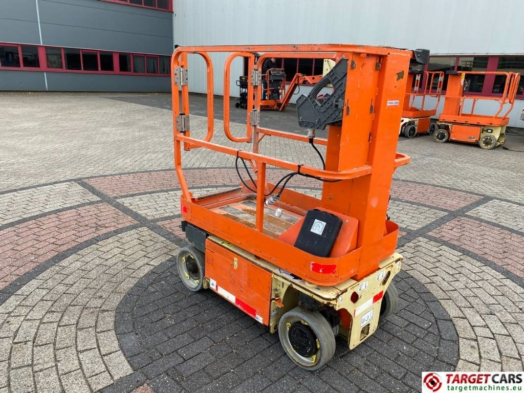 JLG 1230ES Electric Vertical Mast Work Lift 566cm - Κάθετος ανελκυστήρας με κατάρτι: φωτογραφία 4 JLG 1230ES Electric Vertical Mast Work Lift 566cm - Κάθετος ανελκυστήρας με κατάρτι: φωτογραφία 4