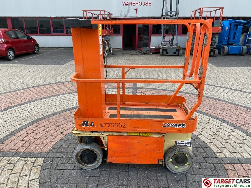 JLG 1230ES Electric Vertical Mast Work Lift 566cm - Κάθετος ανελκυστήρας με κατάρτι: φωτογραφία 5 JLG 1230ES Electric Vertical Mast Work Lift 566cm - Κάθετος ανελκυστήρας με κατάρτι: φωτογραφία 5