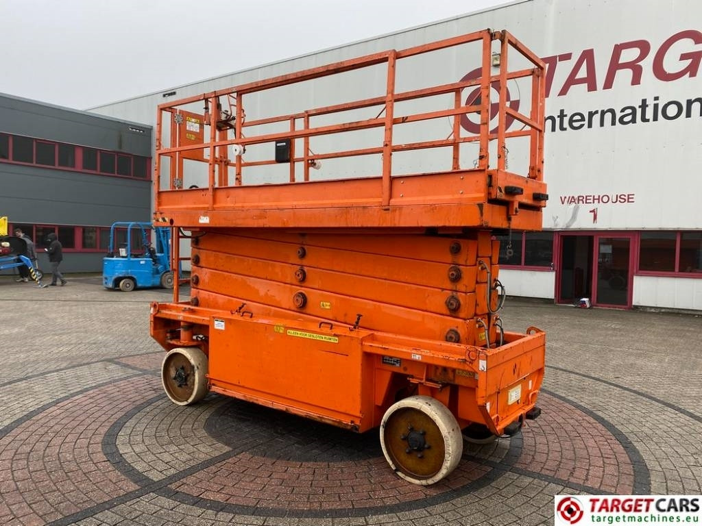 JLG 153-12 Liftlux Electric Scissor Work Lift 1730cm - Ψαλιδωτό ανυψωτικό: φωτογραφία 4 JLG 153-12 Liftlux Electric Scissor Work Lift 1730cm - Ψαλιδωτό ανυψωτικό: φωτογραφία 4