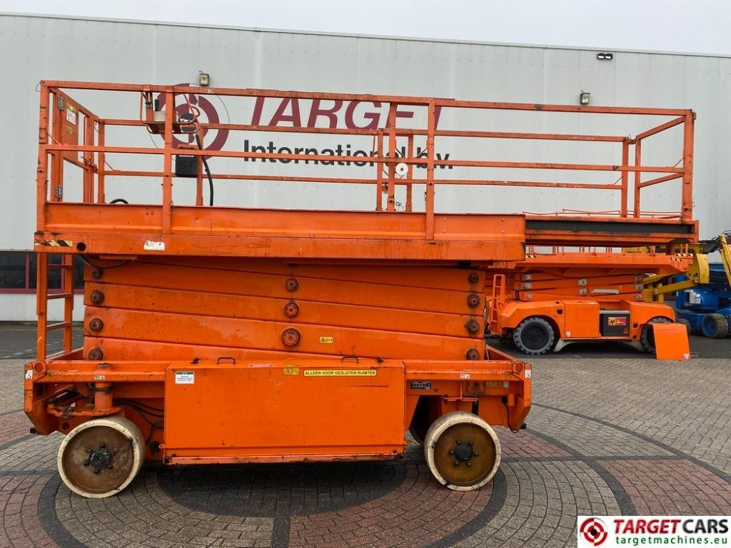 JLG 153-12 Liftlux Electric Scissor Work Lift 1730cm - Ψαλιδωτό ανυψωτικό: φωτογραφία 5 JLG 153-12 Liftlux Electric Scissor Work Lift 1730cm - Ψαλιδωτό ανυψωτικό: φωτογραφία 5