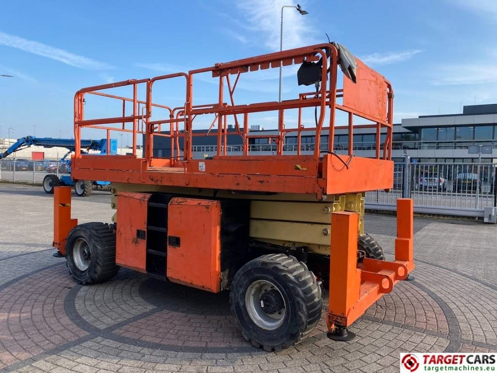 JLG 330LRT Diesel 4x4 Scissor Work Lift 1200cm - Ψαλιδωτό ανυψωτικό: φωτογραφία 2 JLG 330LRT Diesel 4x4 Scissor Work Lift 1200cm - Ψαλιδωτό ανυψωτικό: φωτογραφία 2