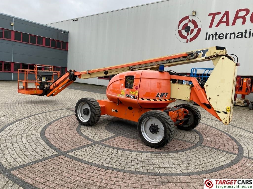 JLG 600AJ Articulated 4x4 Diesel Boom Work Lift 2047cm - Καλαθοφόρο ανυψωτικό: φωτογραφία 4 JLG 600AJ Articulated 4x4 Diesel Boom Work Lift 2047cm - Καλαθοφόρο ανυψωτικό: φωτογραφία 4